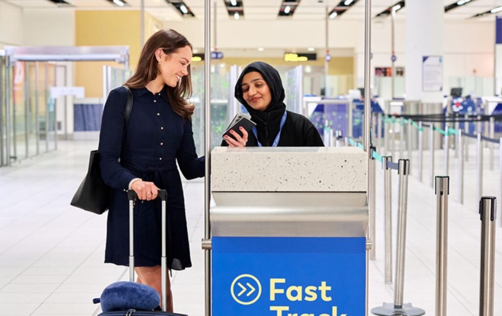 Fast Track , Gatwick airport premium services